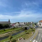 Apartament Vue Degagee Sur Le , A 100m De La Et Du Centre Ville, Exposition Sud Wimereux