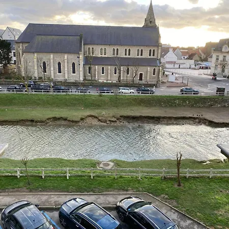 Vue Degagee Sur Le , A 100m De La Et Du Centre Ville, Exposition Sud Wimereux